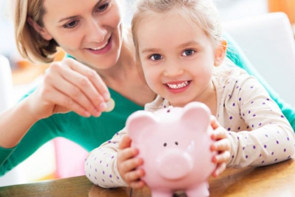 Как ребенку заработать на карманные расходы?